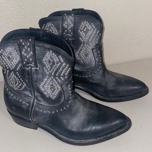 Frye 6 1/2 boots